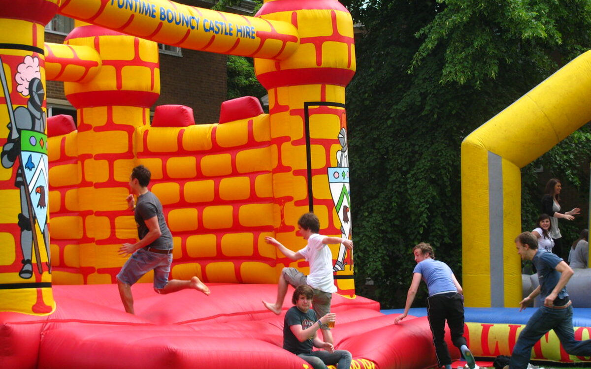 Castillo inflable saltarín para fiesta infantil en Duitama y Boyacá